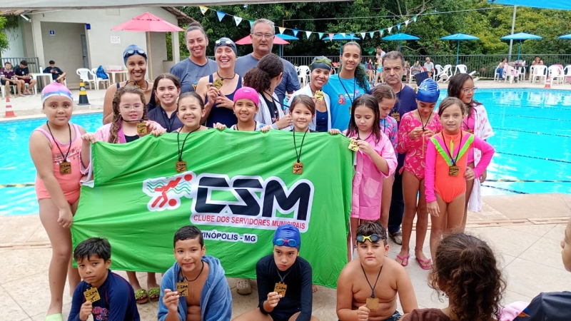 Noticia festival-de-aperfeicoamento-de-natacao-do-csm-reune-jovens-atletas